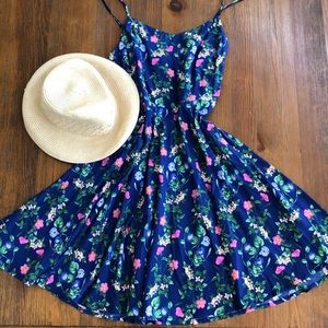 🌸NWOT Old navy🌸fit and flare floral dress